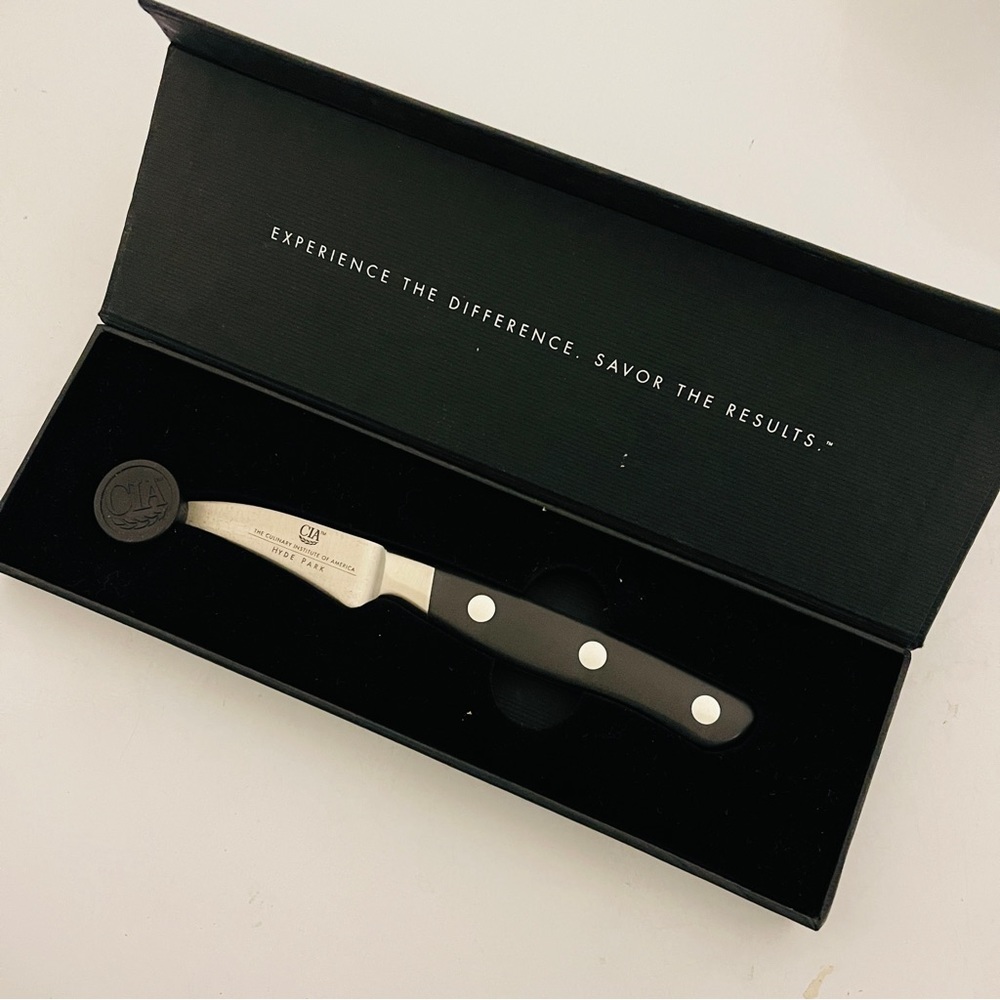 Vintage CIA The Culinary Institute America Hyde Park 3 inch Bird's Beak knife